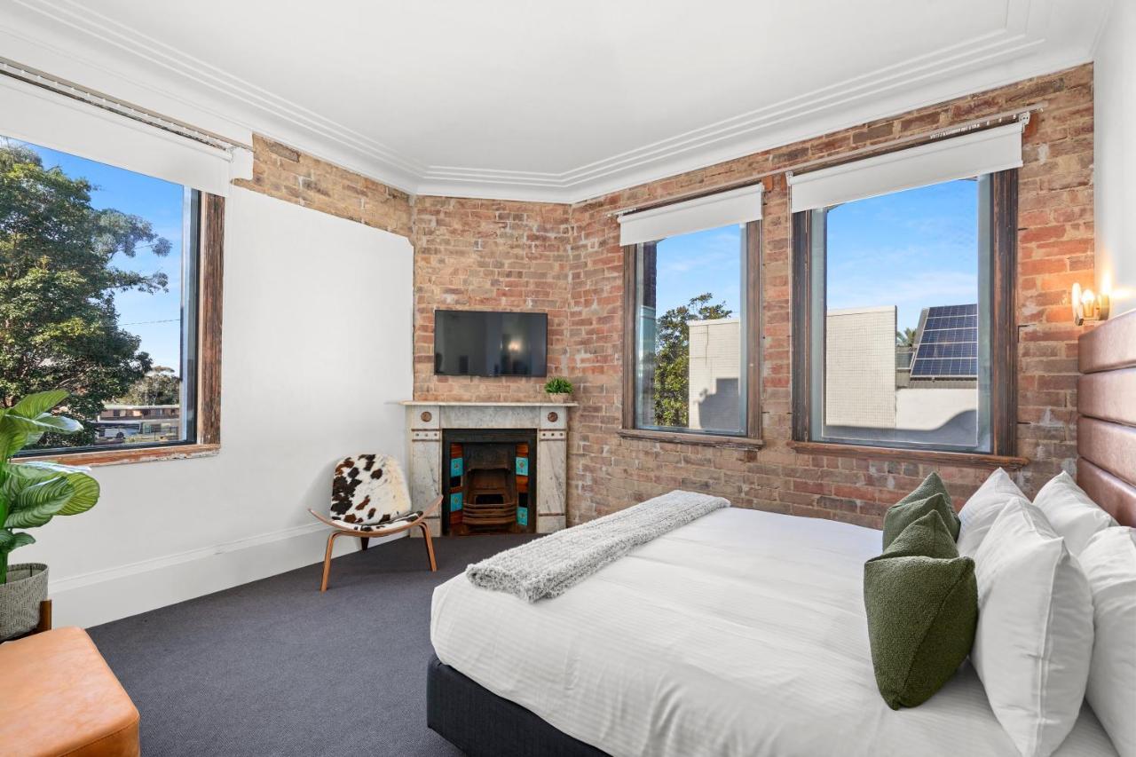 Grand Hotel And Studios Wyong Exterior foto